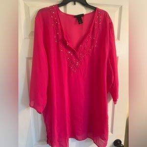 Hot pink lightweight tunic top, size 26/28